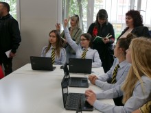 В Пловдив вече можем да учим от разстояние! В Руската гимназия показаха как се прави