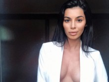 Мегз се разхубави, изглежда по-секси отвсякога