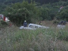 Очевидци: Крилото на самолета се счупи във въздуха