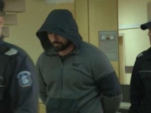 Двама мъже заплашиха емигрант с убийство, но ги заловиха с белязани пари