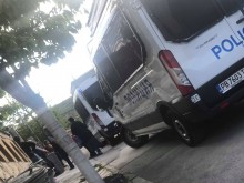 Шокиращи подробности за мелето в Куклен! Освен, че потрошили патрулката, циганите опитали да я обърнат