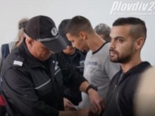 Циганин от Куклен: Полицаите ме биха като куче