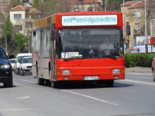 Пет извънредни маршрута и късни автобуси пускат тази вечер