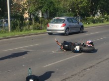 Катастрофа с моторист на бул. "България" в Пловдив!