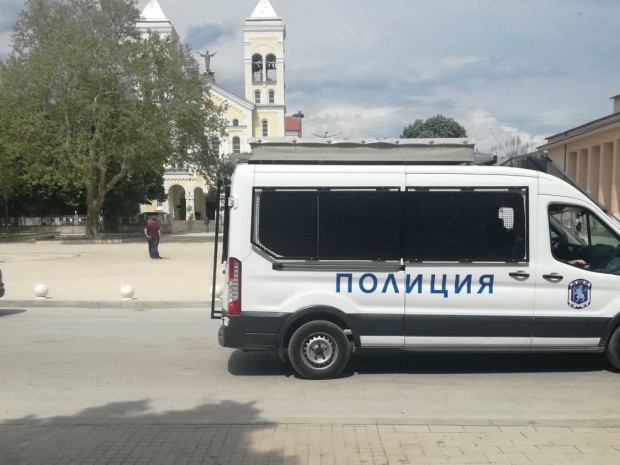 Премиерът с изненадващо посещение в Раковски