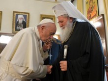Патриарх Неофит и папата се срещнаха в Синодалната палата