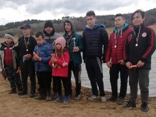 Състезание по риболов за деца на язовир Домлян