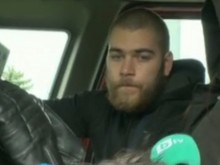 Говори шофьорът на мерцедеса, помлял 4 деца и паднал в реката