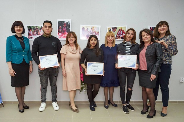 Във Варна бяха връчени поредните три стипендии на студенти от