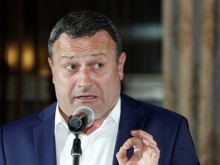 Рачков заема мястото на Слави в ефира на bTV? Aдреналинките стават балерини