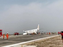 Пътнически самолет кацна по корем в Мианмар