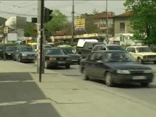 Арогантни шофьори ежедневно създават трудности на кръстовището на Сточна гара