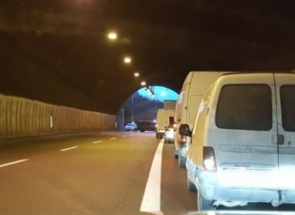 В тунела на АМ "Тракия" правят уникална за България система