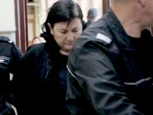 Пловдивската адвокатка, обвинена в измами, остава в ареста