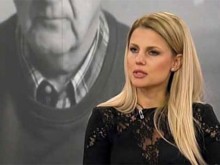 Младата вдовица на Шарлопов залюби бодигарда си