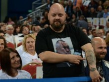 Пловдивчанин с татуировка на Борисов стана главната атракция на предизборното събитие на ГЕРБ
