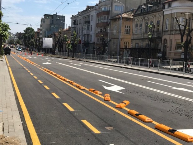 Varna24 bg Вече е положена маркировката по ремонтирания по бул Съборни