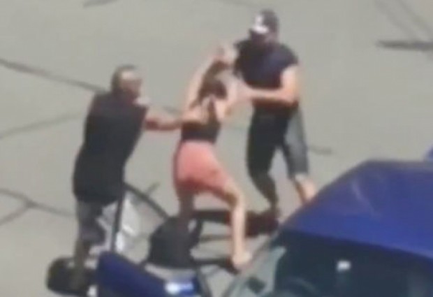 Водач нападна жена пред очите на десетки минувачи на ул.