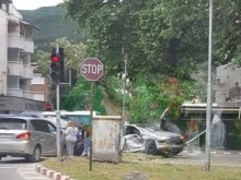 ПТП в Асеновград! Очевидци: Жената мина на червено