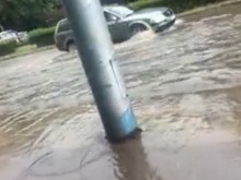 Пловдивски улици и булеварди под вода