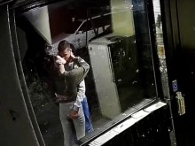 Пловдивчанка: Пияни и дрогирани деца тровят живота на цял блок