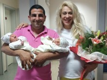 Сладурчета! 12 двойки близнаци се родиха през май в пловдивска болница!