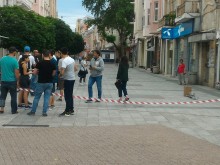 Известни имена "окупираха" Главната рано-рано