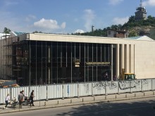 Новата галерия на "Гладстон" почти готова