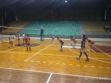 Виктория Волей почна с победа финалите в Перник