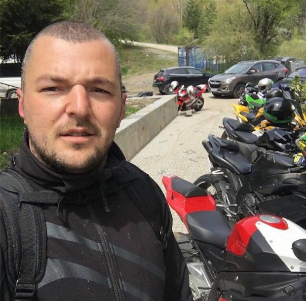 Инстаграм Близки и приятели на загиналия 29-годишен моторист от Варна