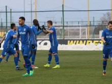 Фарс! БФС извади Верея и от Втора лига, всеки кръг един отбор ще почива