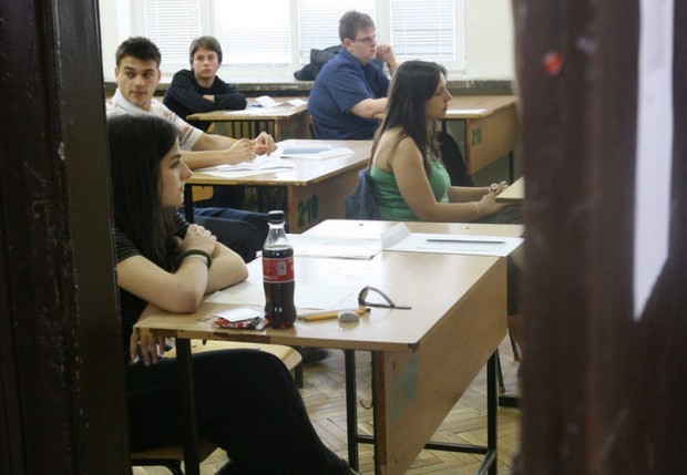 Всички седмокласници са на много важен изпит днес