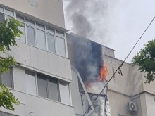 Мъж пострада при пожар в Пловдив, имаше евакуация