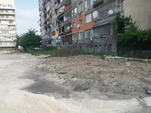 Пловдивчанин: Децата ни играят на улицата, а ни обещаха ново игрище