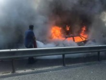 Камион и автомобил пламнаха след катастрофа на пътя Бургас - Созопол