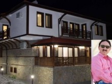 Милко показа къщата си за гости, която е построена с европейски пари