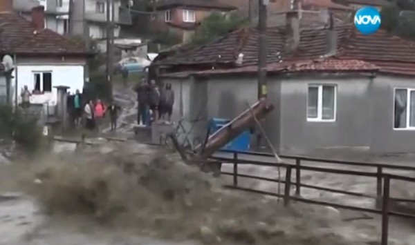 В Котел е обявено бедствено положение Реката в балканския град