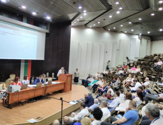 Годишните отчети на общинските дружества прие местният парламент във Варна