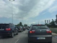 Невиждано задръстване! Колоната от коли е от Пловдив и стига до Графа!