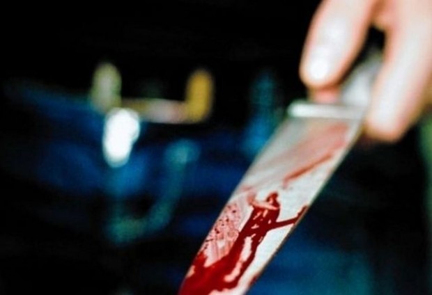 26 годишна бременна жена е била убита с нож в дома