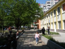 Обновената ЦДГ "Детелина" в "Източен" отвори врати тази сутрин