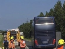 Автобус, пълен с деца, катастрофира на АМ "Тракия"!