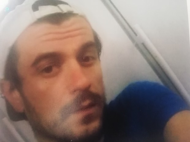 Млад мъж е в неизвестност! Казал на близките, че ще пътува с влак