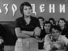 Жестока съдба! Звезда от "Момчето си отива“ 25 г. живее без ток и проси, за да се издържа