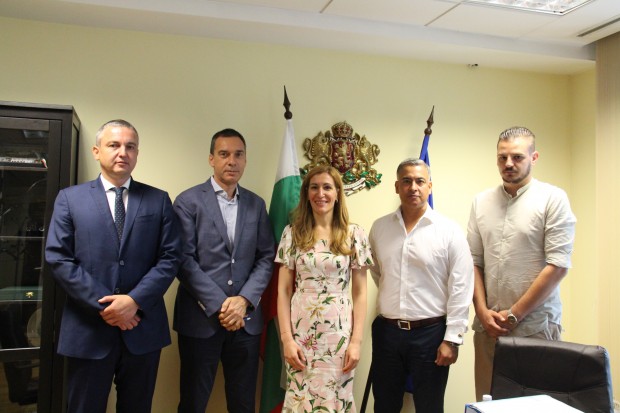 Министърът на туризма Николина Ангелкова проведе работна среща с кметовете