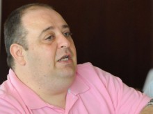 Заради многото килограми Любо Нейков имал проблеми с колите, влизал само в големите
