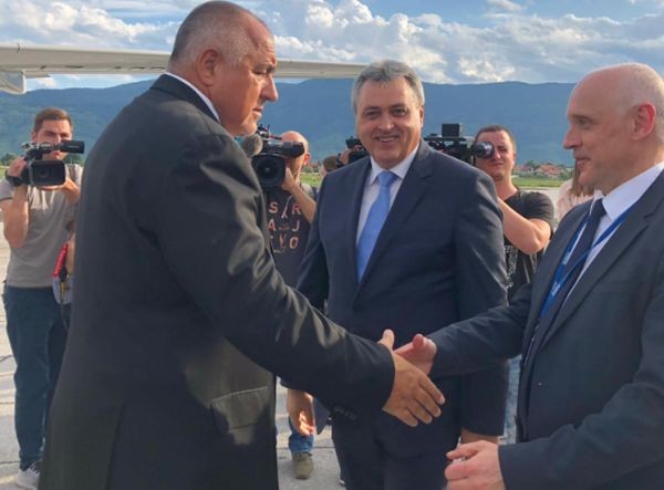Министър председателят Бойко Борисов пристигна в Сараево за участието си в