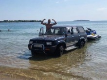 Простотия до шия по морето ни! Мъката е голяма!