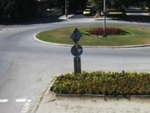 Откриват третото кръгово кръстовище в Карлово, поканиха Борисов