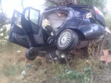 Потресаващи снимки от катастрофата, погубила живота на 4-годишно дете